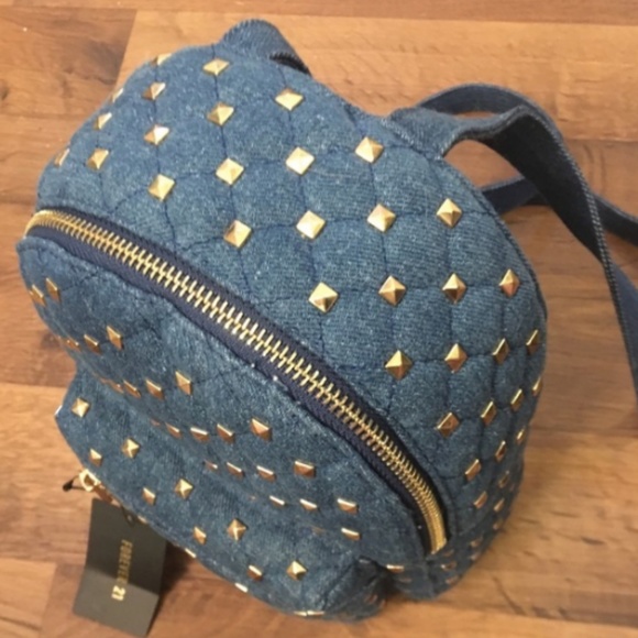 Host pick ๐๐ studded denim backpack - Picture 5 of 8